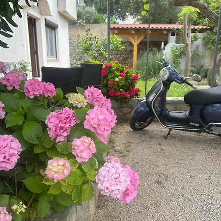Apartment Jessica Krk Town